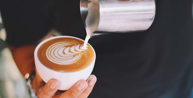 Decorazione nel caffellatte