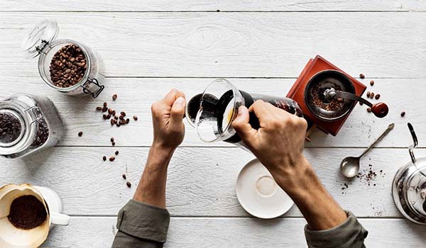 preparazione del caffè a casa